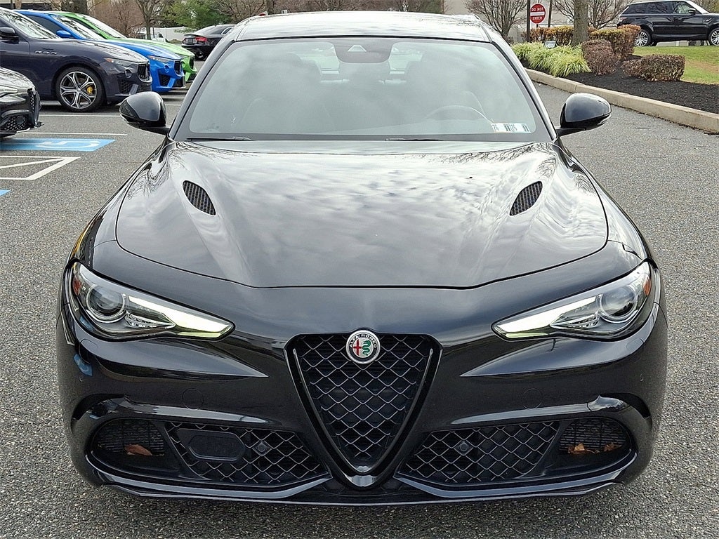2023 Alfa Romeo Giulia Quadrifoglio