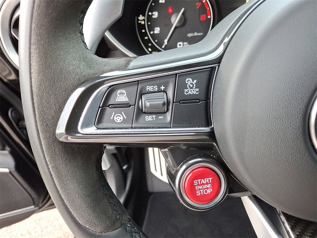 2023 Alfa Romeo Giulia Quadrifoglio