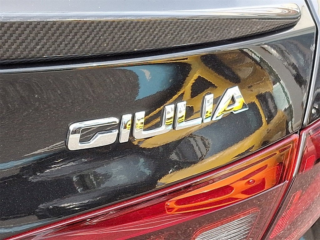 2023 Alfa Romeo Giulia Quadrifoglio