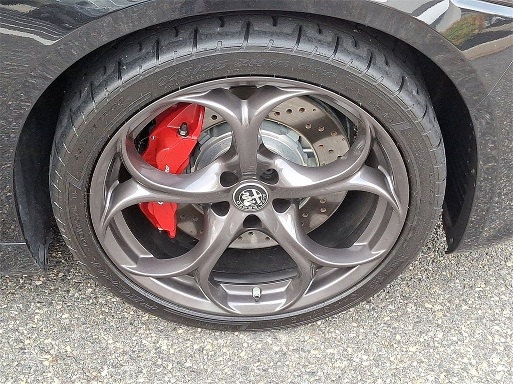 2023 Alfa Romeo Giulia Quadrifoglio