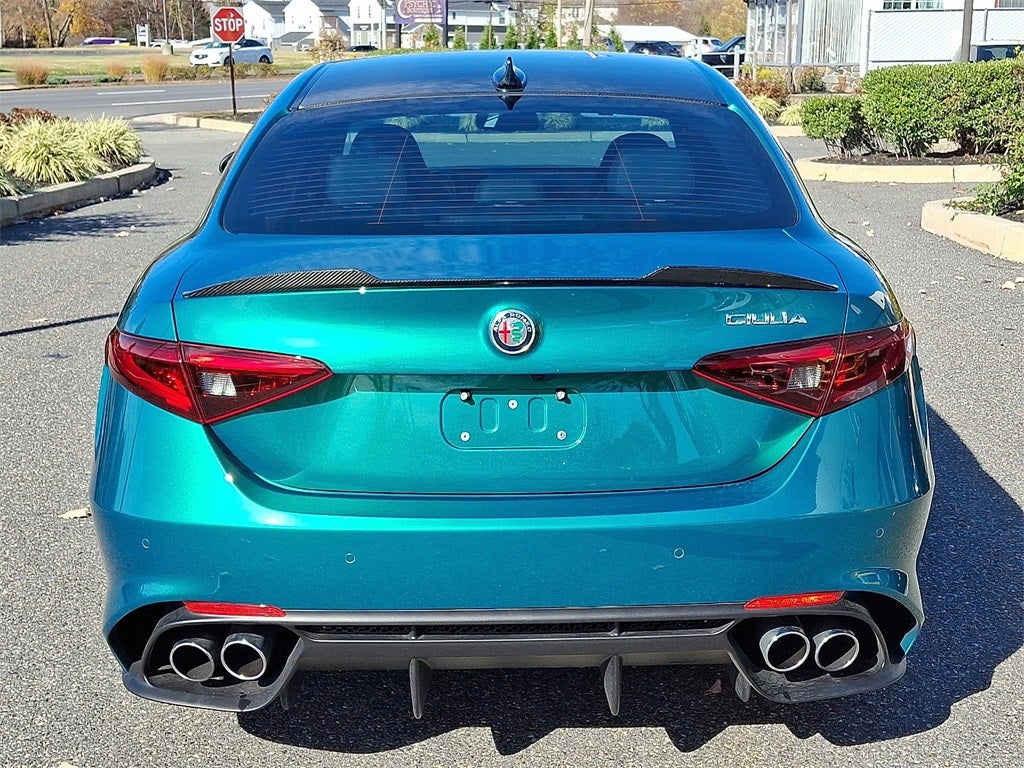 2023 Alfa Romeo Giulia Quadrifoglio