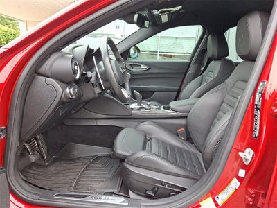2023 Alfa Romeo Giulia Quadrifoglio