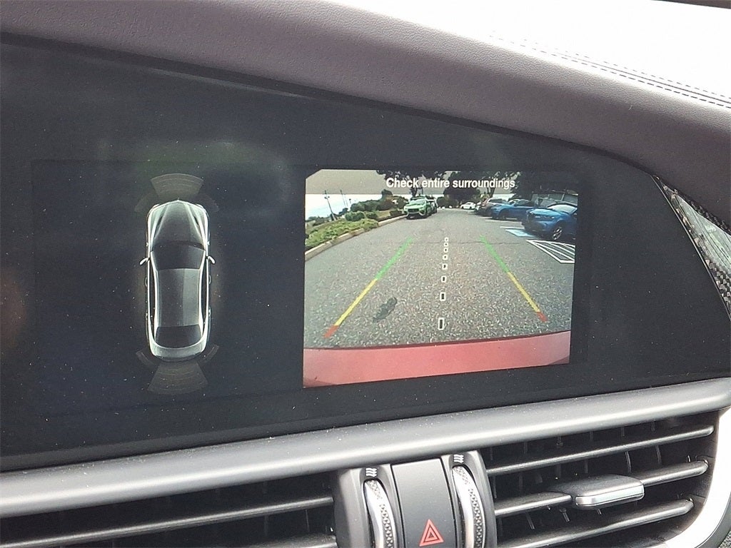 2023 Alfa Romeo Giulia Quadrifoglio