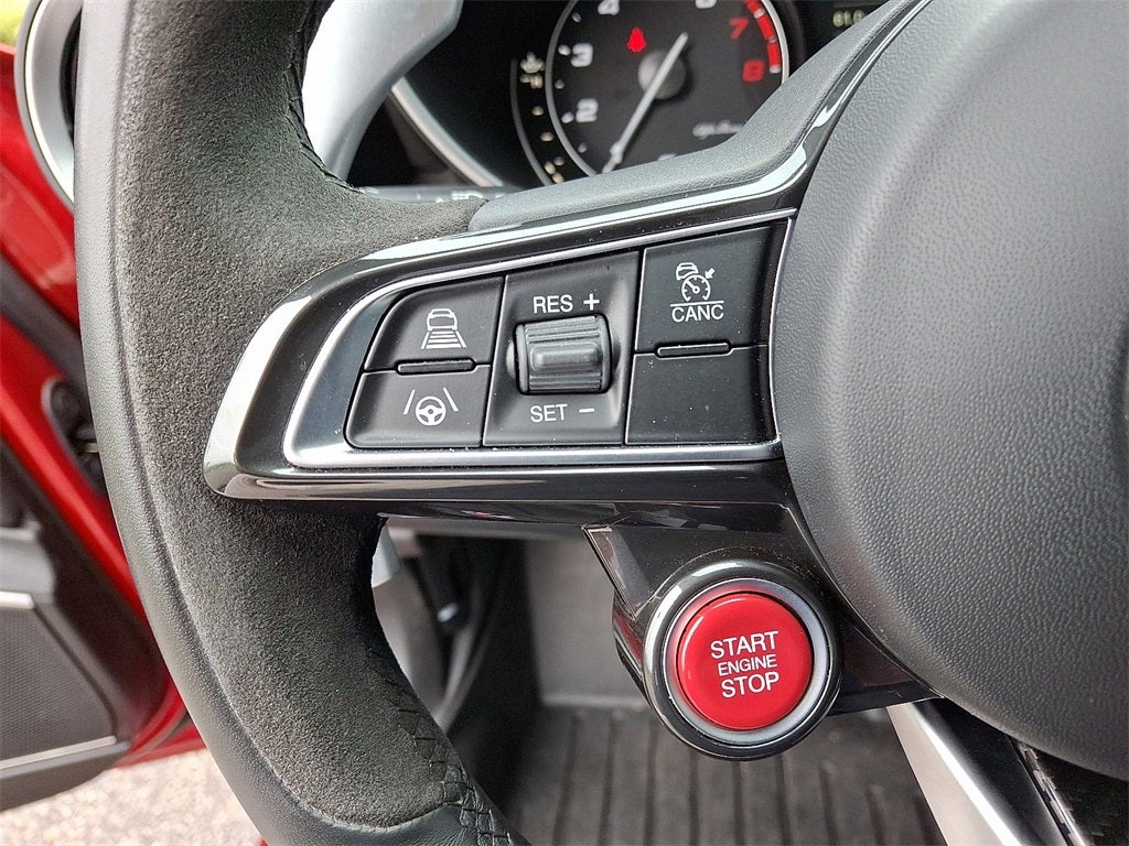 2023 Alfa Romeo Giulia Quadrifoglio