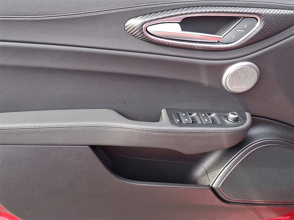 2024 Alfa Romeo Giulia Quadrifoglio