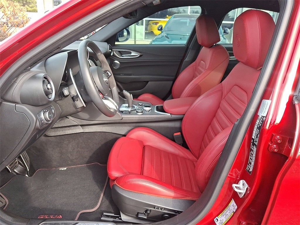 2024 Alfa Romeo Giulia Quadrifoglio