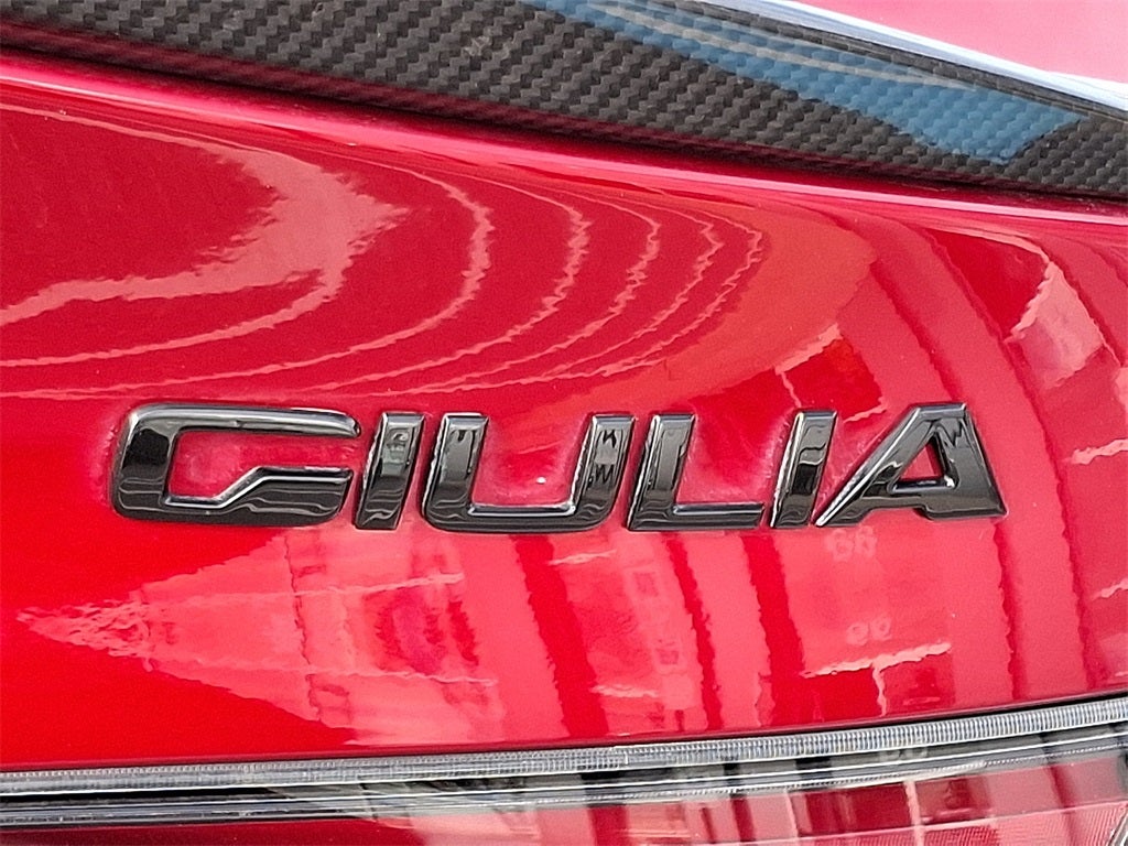 2024 Alfa Romeo Giulia Quadrifoglio