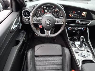2023 Alfa Romeo Giulia Quadrifoglio