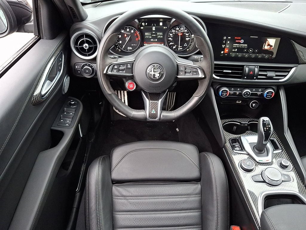 2023 Alfa Romeo Giulia Quadrifoglio