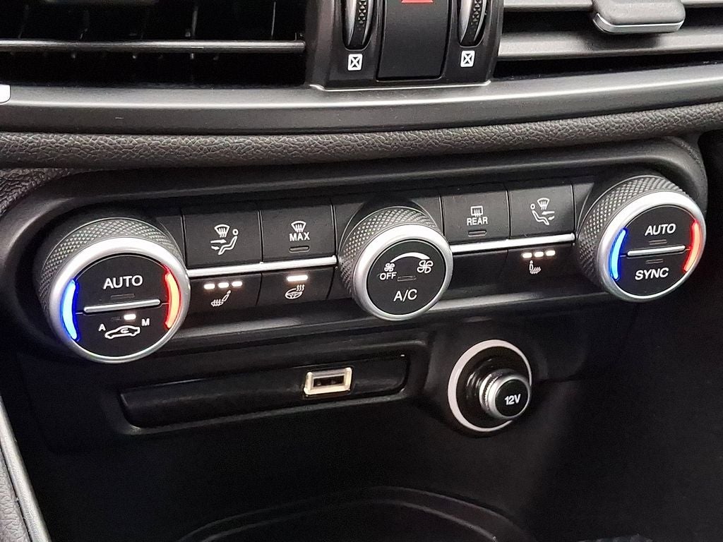 2023 Alfa Romeo Giulia Quadrifoglio