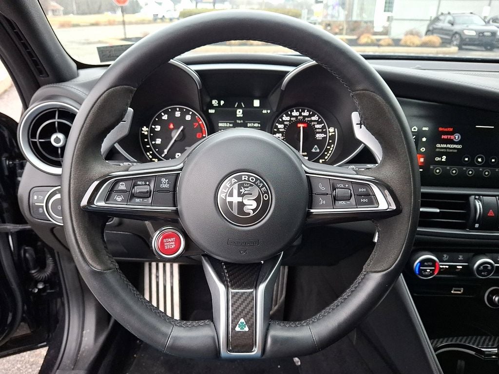 2023 Alfa Romeo Giulia Quadrifoglio