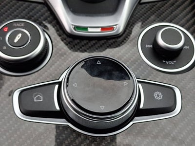 2023 Alfa Romeo Giulia Quadrifoglio