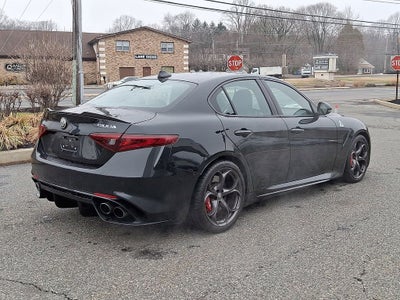 2023 Alfa Romeo Giulia Quadrifoglio
