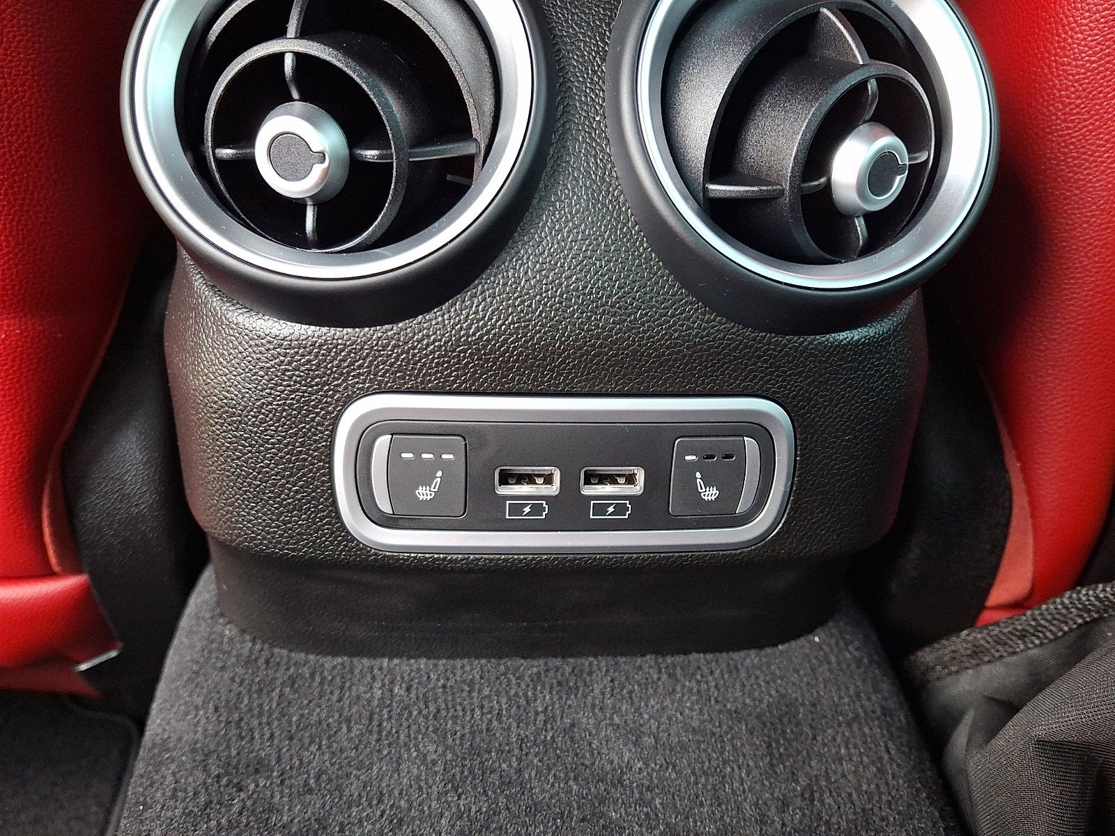 2024 Alfa Romeo Giulia Quadrifoglio