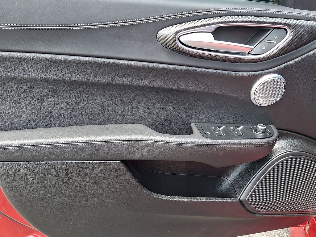 2024 Alfa Romeo Giulia Quadrifoglio