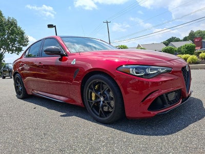 2024 Alfa Romeo Giulia Quadrifoglio