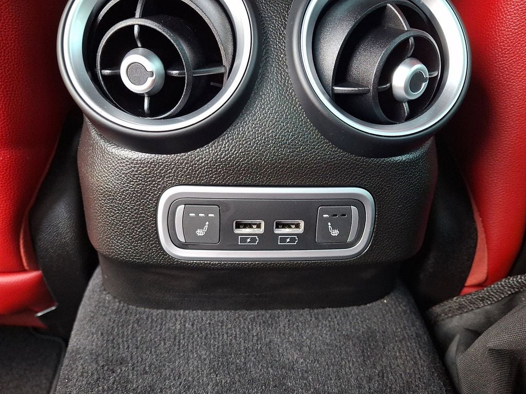 2024 Alfa Romeo Giulia Quadrifoglio