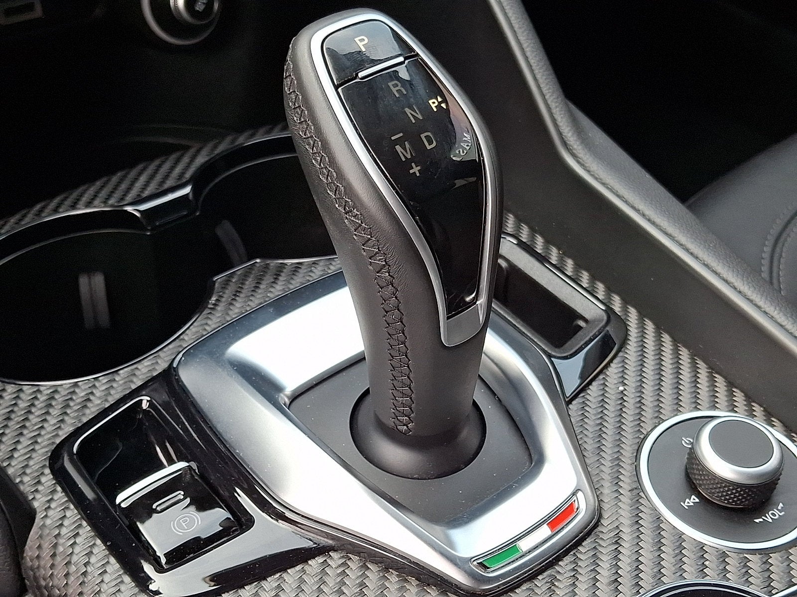 2024 Alfa Romeo Giulia Quadrifoglio