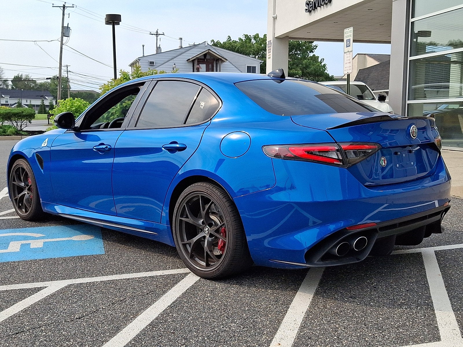 2024 Alfa Romeo Giulia Quadrifoglio