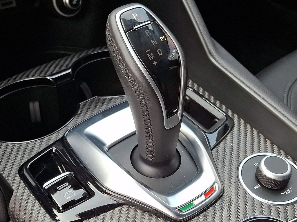 2024 Alfa Romeo Giulia Quadrifoglio