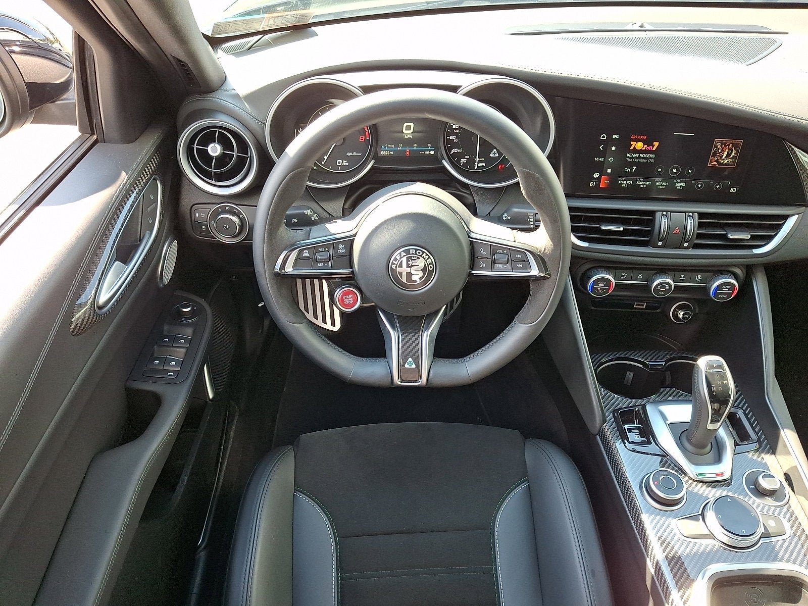 2023 Alfa Romeo Giulia Quadrifoglio