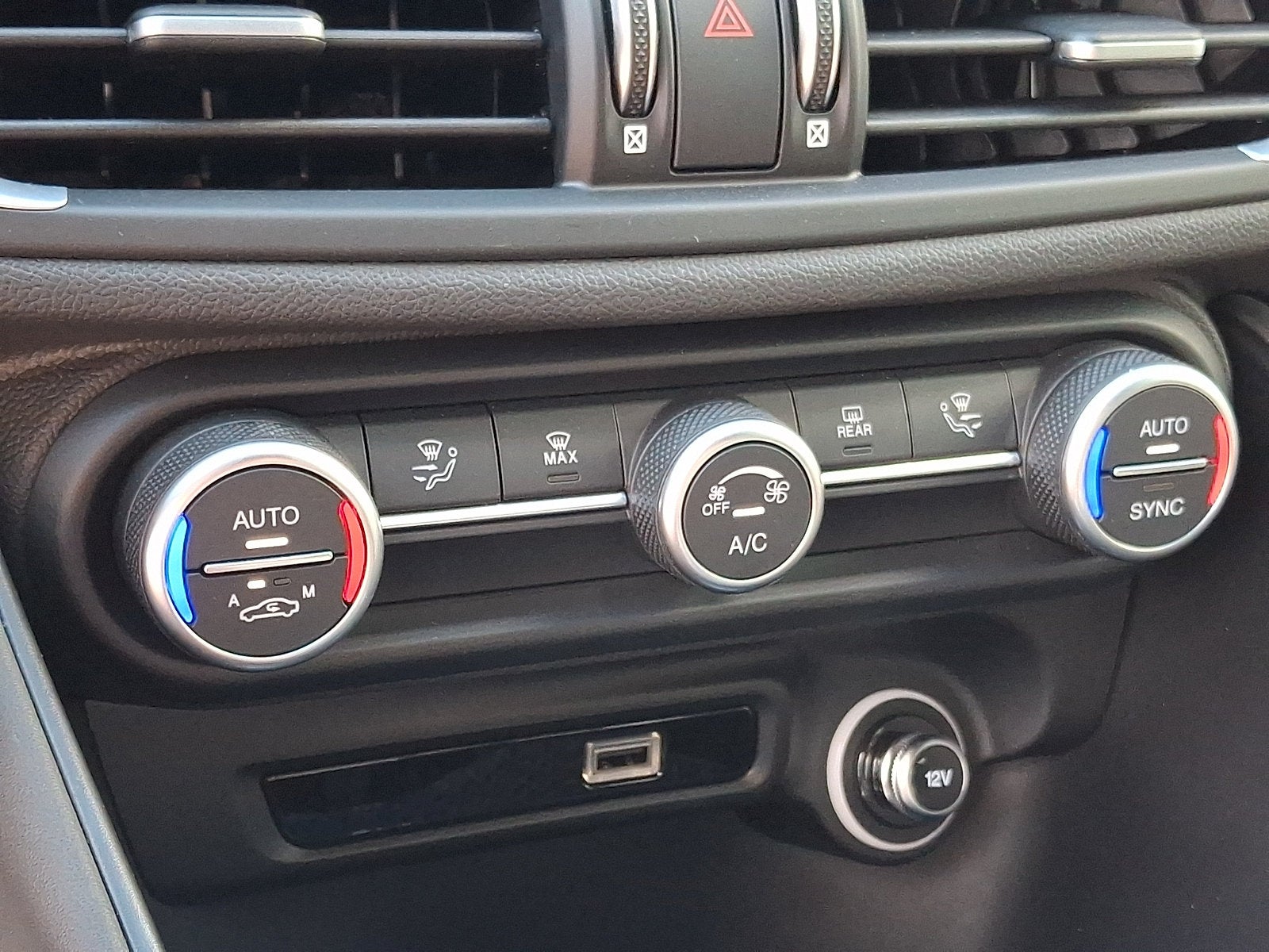 2023 Alfa Romeo Giulia Quadrifoglio