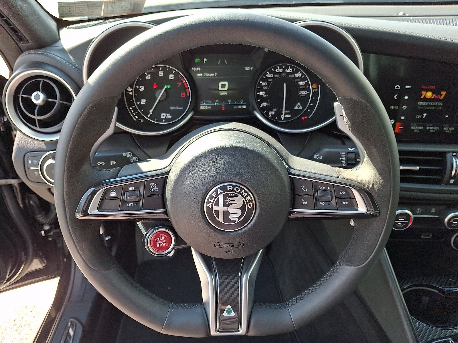 2023 Alfa Romeo Giulia Quadrifoglio