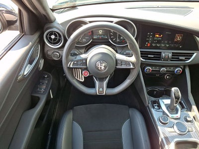 2023 Alfa Romeo Giulia Quadrifoglio