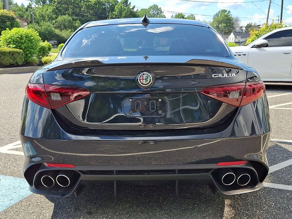 2023 Alfa Romeo Giulia Quadrifoglio