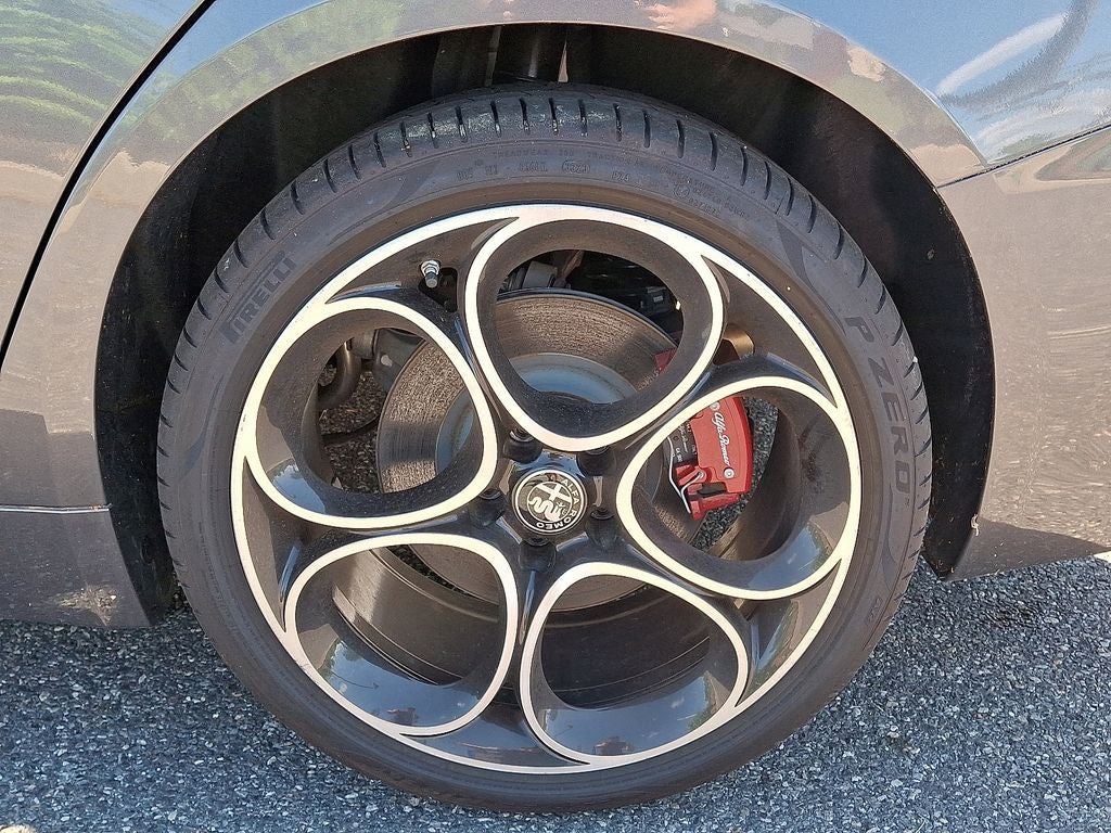 2024 Alfa Romeo Giulia Veloce