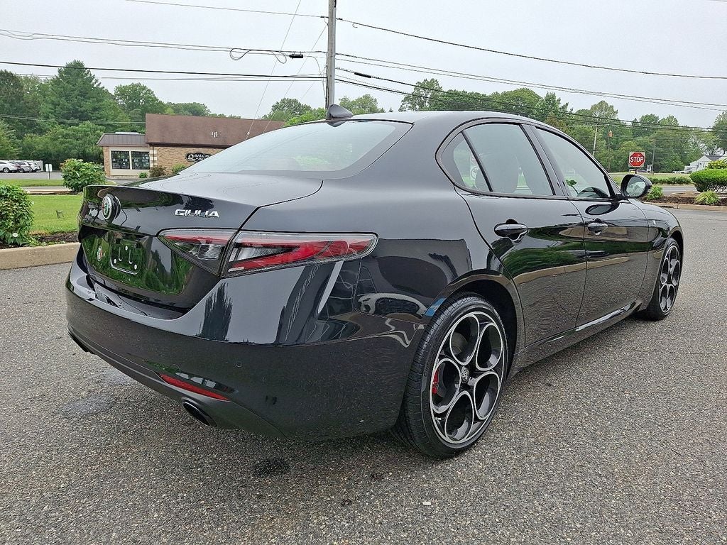 2024 Alfa Romeo Giulia Ti