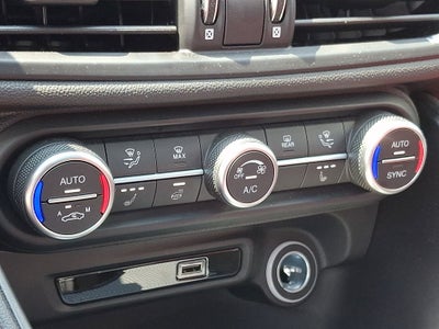 2024 Alfa Romeo Giulia Ti