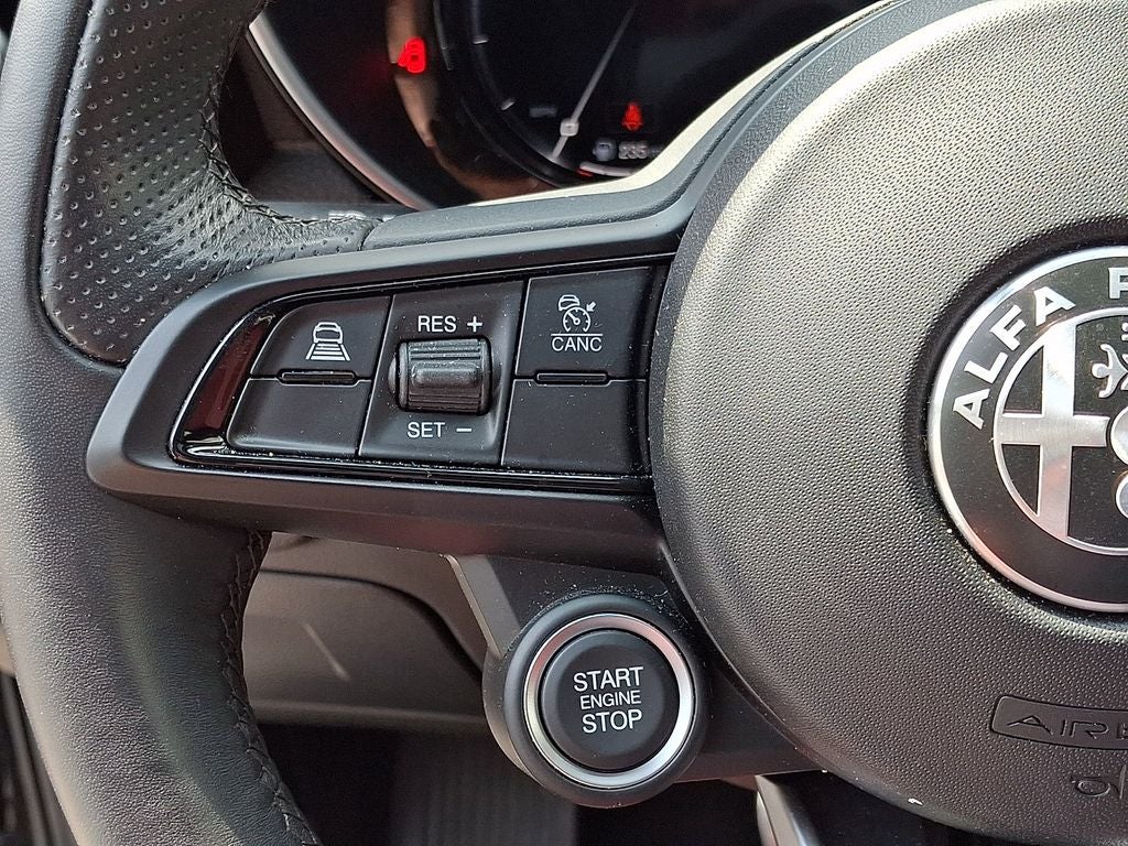 2024 Alfa Romeo Giulia Ti