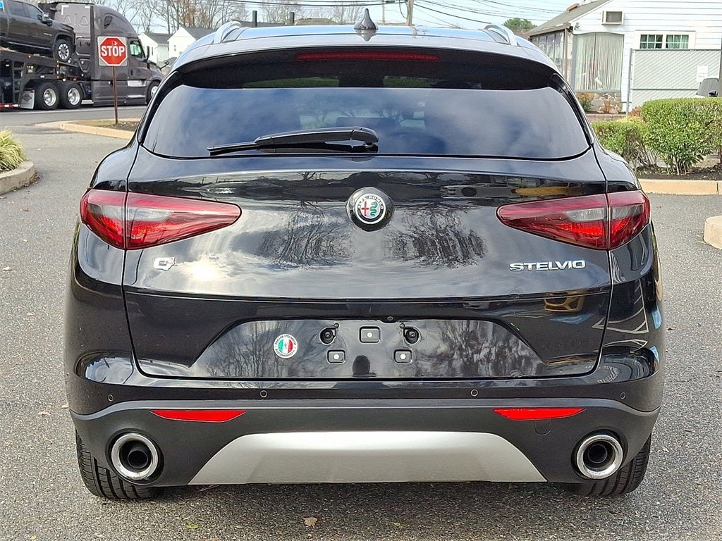 2018 Alfa Romeo Stelvio Ti