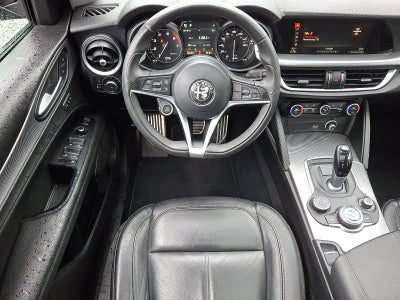2018 Alfa Romeo Stelvio Base