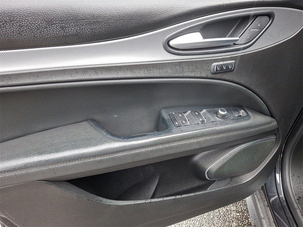 2018 Alfa Romeo Stelvio Base