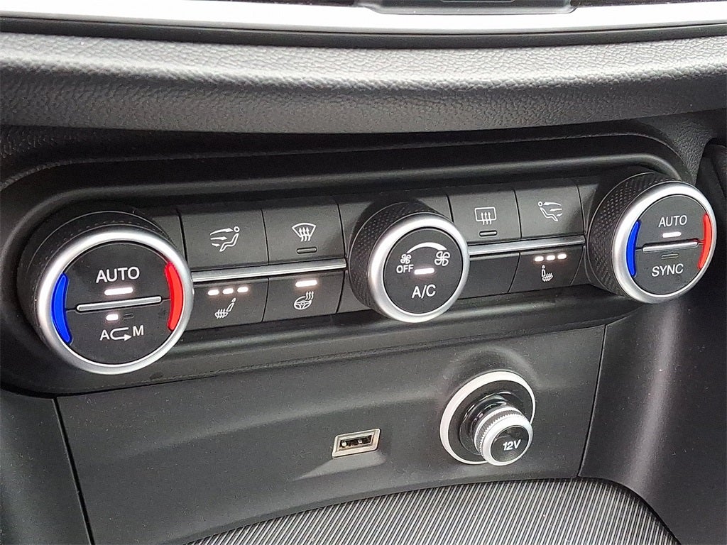 2018 Alfa Romeo Stelvio Base