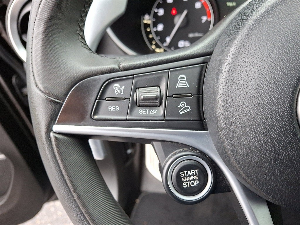 2018 Alfa Romeo Stelvio Base