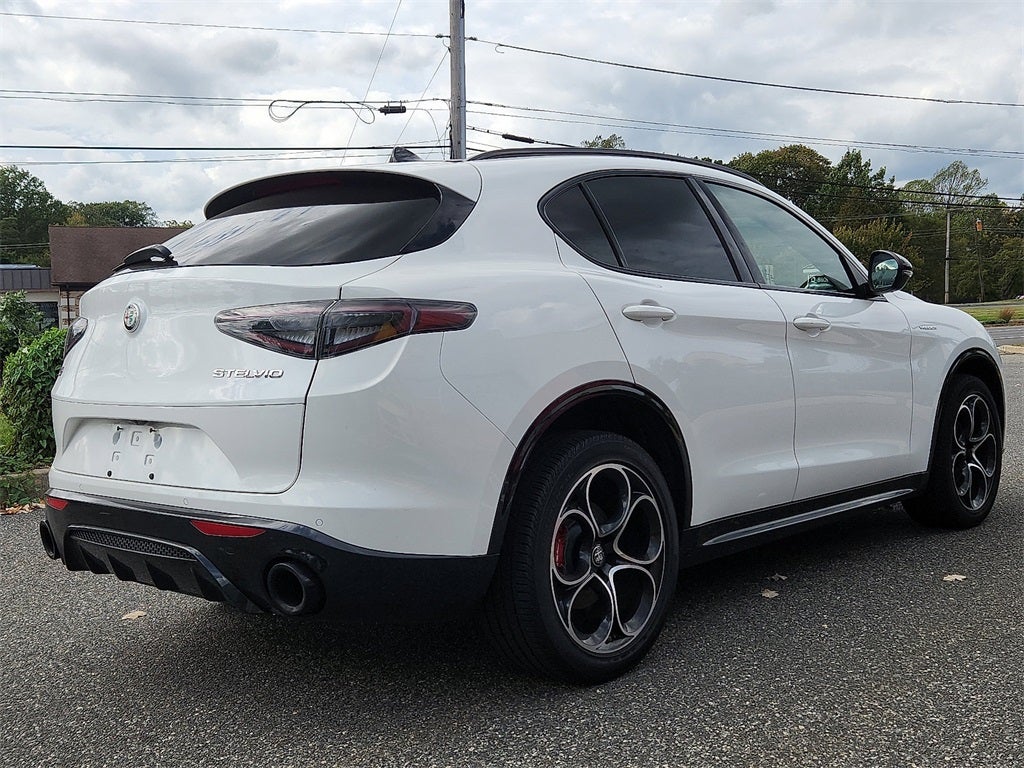 2024 Alfa Romeo Stelvio Veloce
