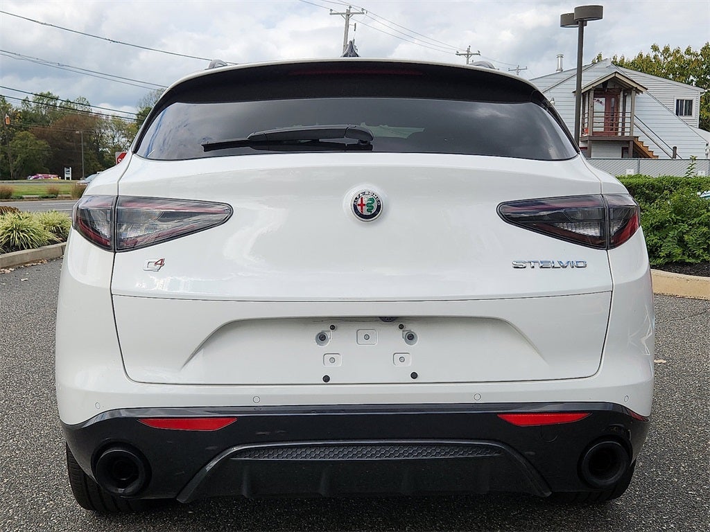 2024 Alfa Romeo Stelvio Veloce