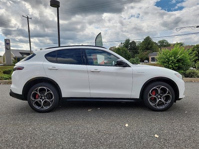 2024 Alfa Romeo Stelvio Veloce