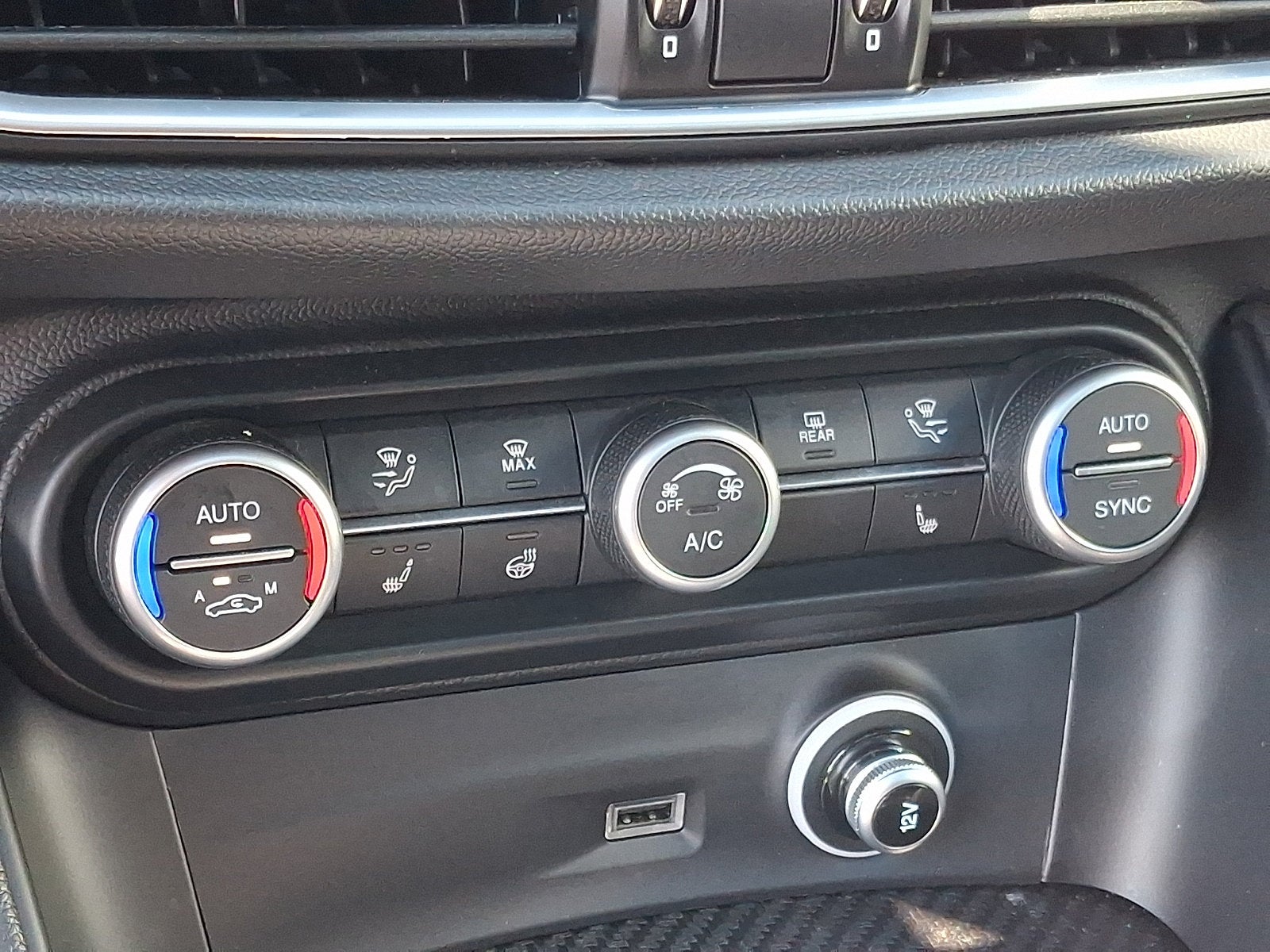 2024 Alfa Romeo Stelvio Quadrifoglio