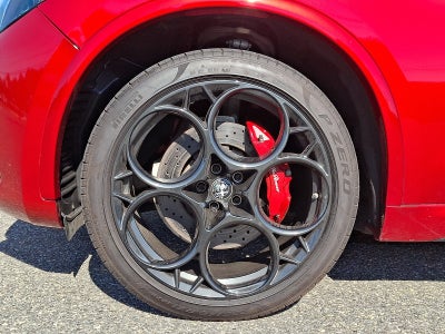 2024 Alfa Romeo Stelvio Quadrifoglio