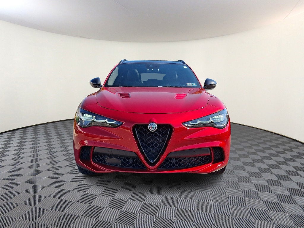 2024 Alfa Romeo Stelvio Quadrifoglio