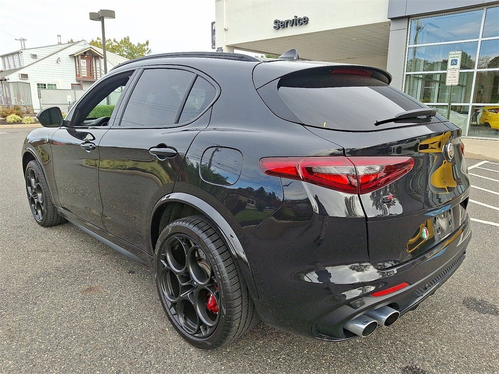 2023 Alfa Romeo Stelvio Quadrifoglio