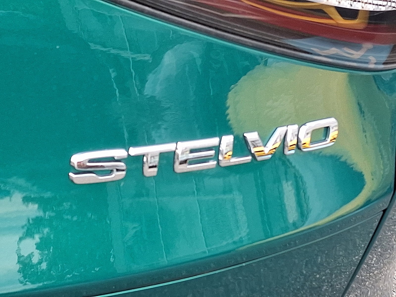 2024 Alfa Romeo Stelvio Quadrifoglio