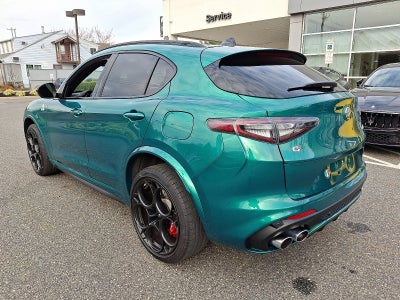 2024 Alfa Romeo Stelvio Quadrifoglio