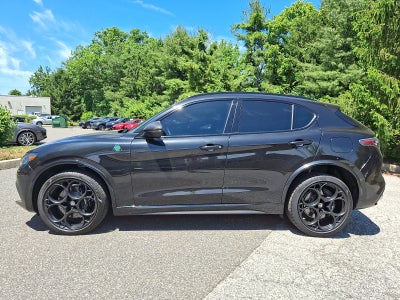 2024 Alfa Romeo Stelvio Quadrifoglio