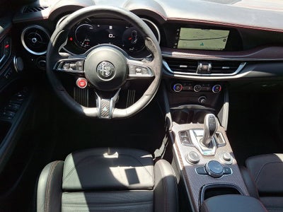 2024 Alfa Romeo Stelvio Quadrifoglio