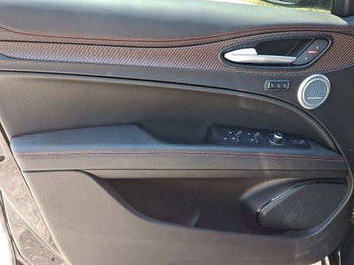 2024 Alfa Romeo Stelvio Quadrifoglio